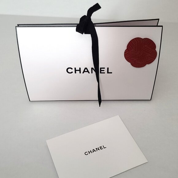 Authentic Empty CHANEL Clutch Style Gift Bag Box White Logo 8.75" X 5.5" X 3" - Picture 1 of 9